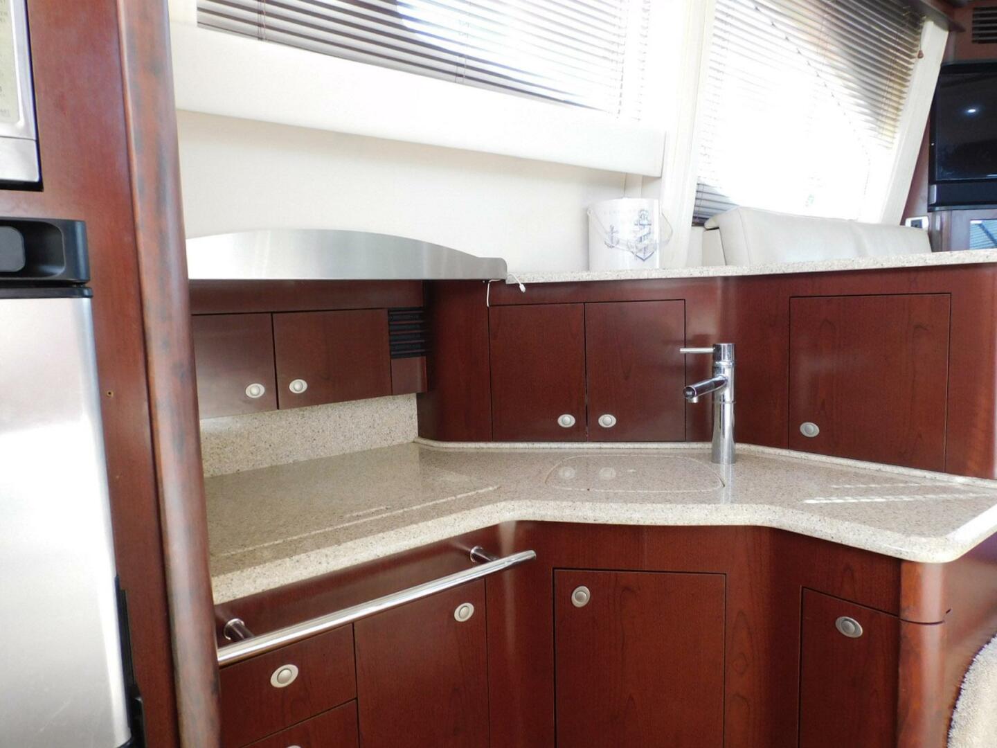 Full Deck 44ft Sea Ray Yacht For Sale
