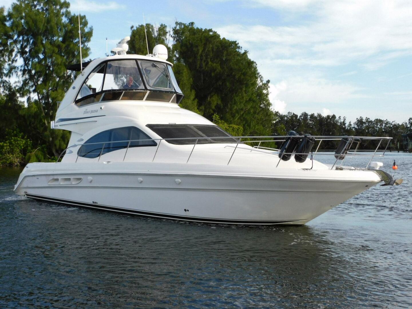 Full Deck 44ft Sea Ray Yacht For Sale