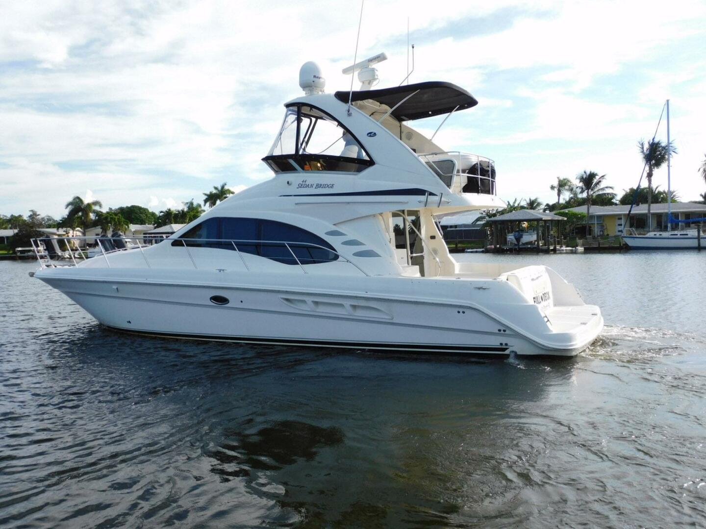 Full Deck 44ft Sea Ray Yacht For Sale
