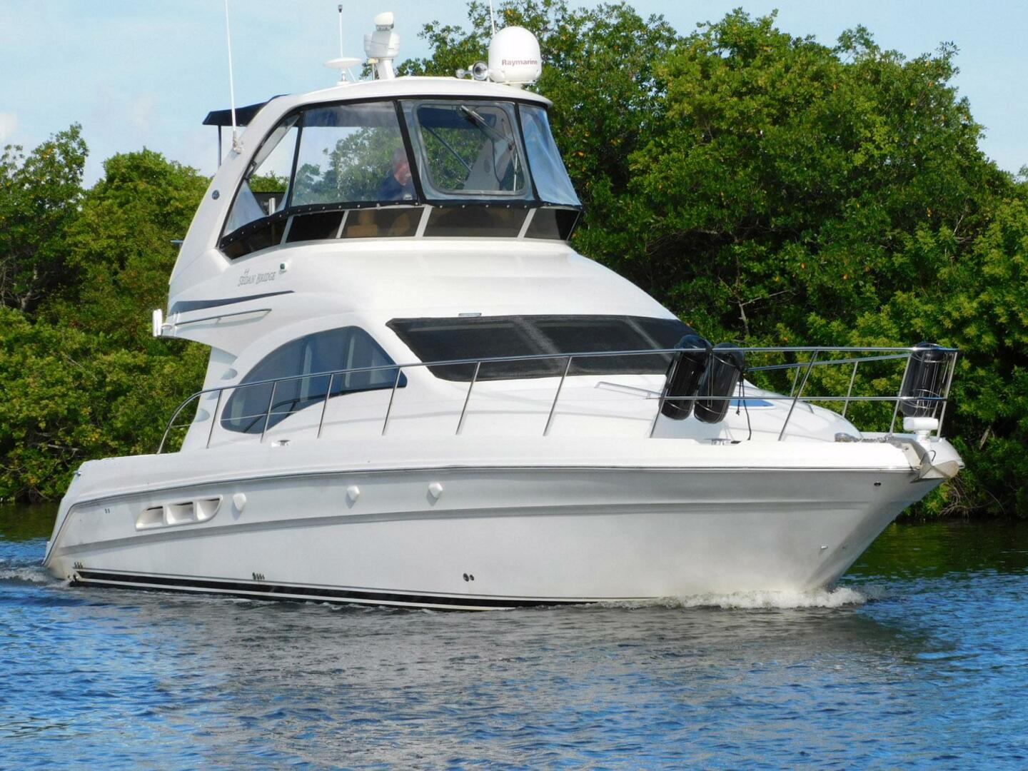 Full Deck 44ft Sea Ray Yacht For Sale