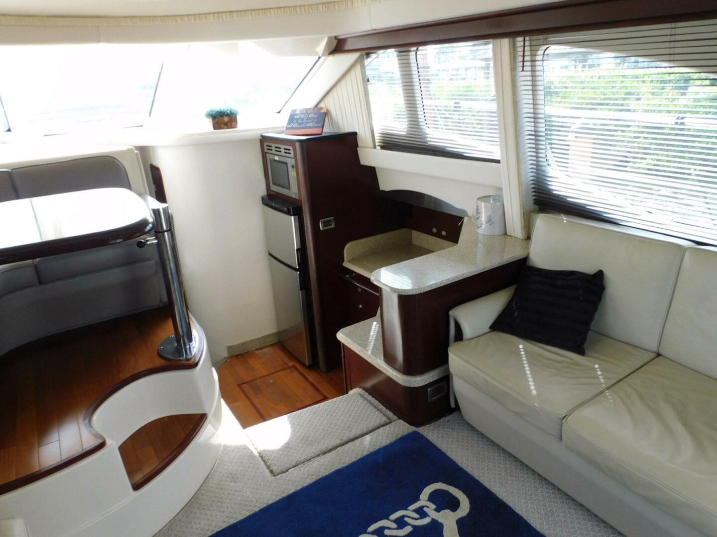 Full Deck 44ft Sea Ray Yacht For Sale