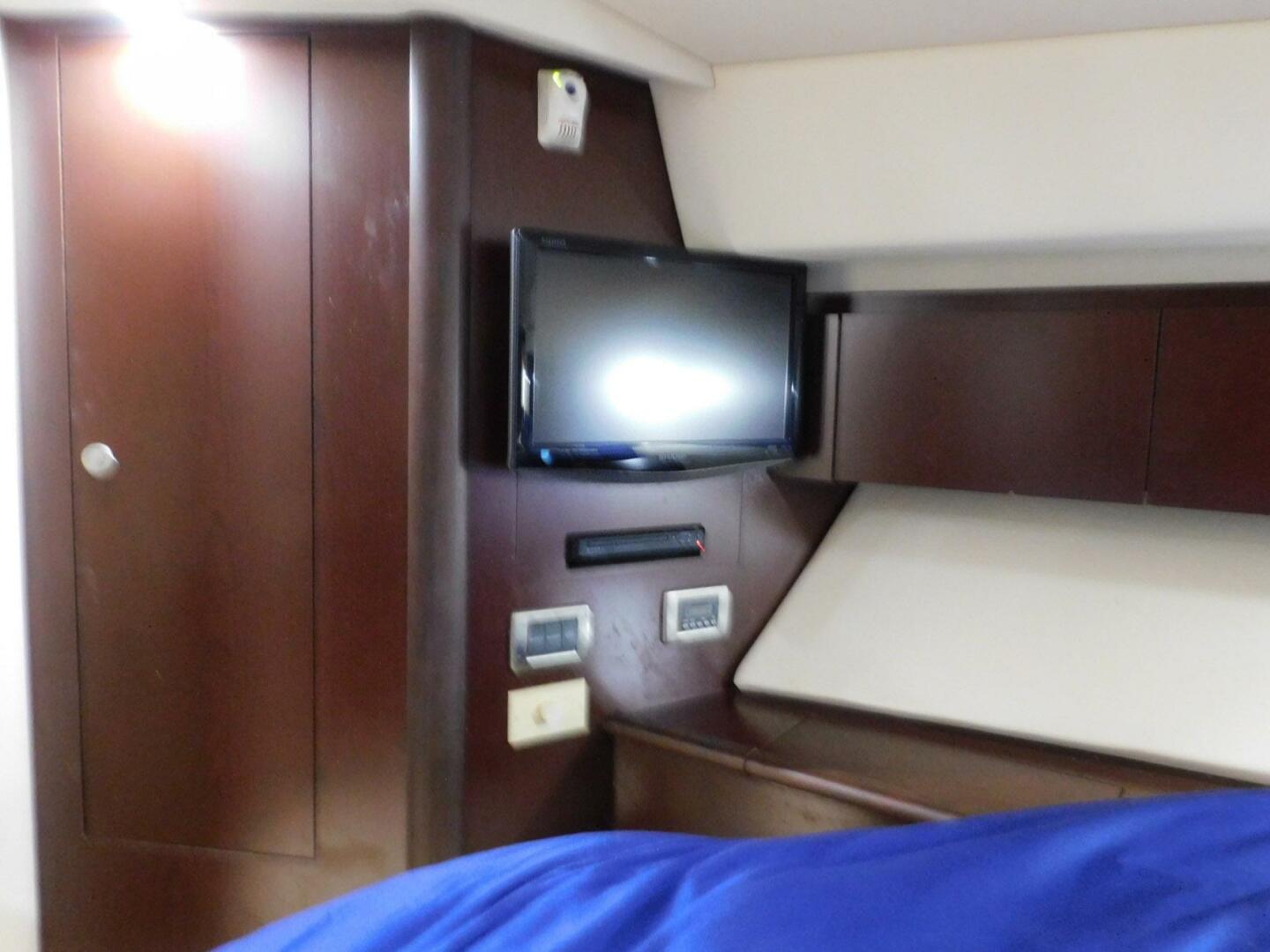 Full Deck 44ft Sea Ray Yacht For Sale