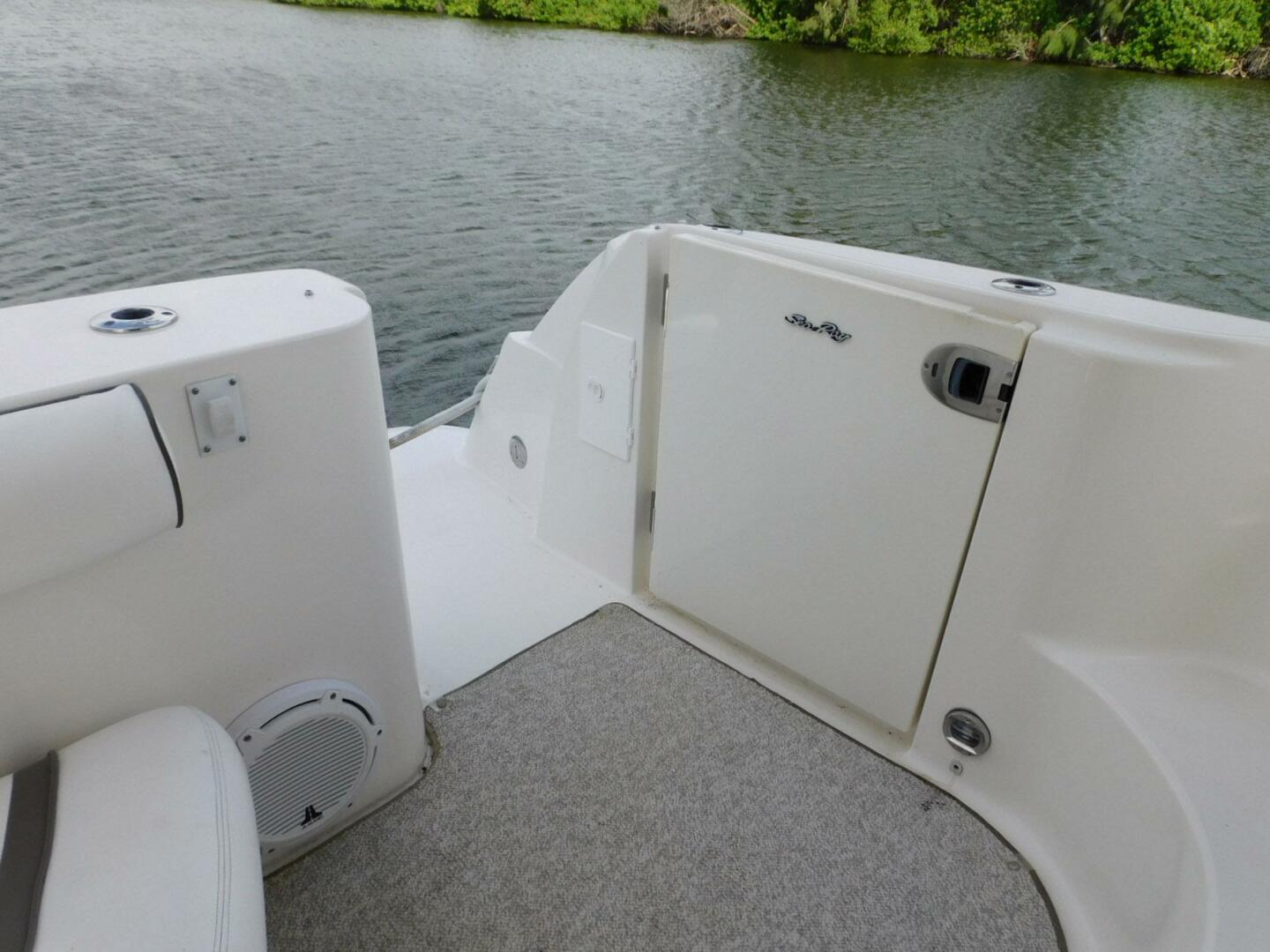 Full Deck 44ft Sea Ray Yacht For Sale