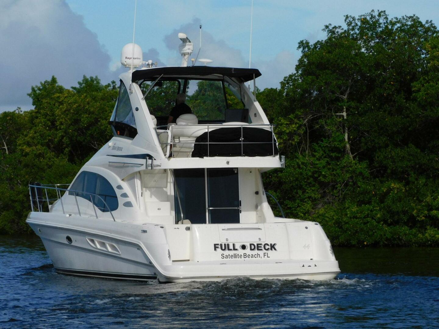 Full Deck 44ft Sea Ray Yacht For Sale