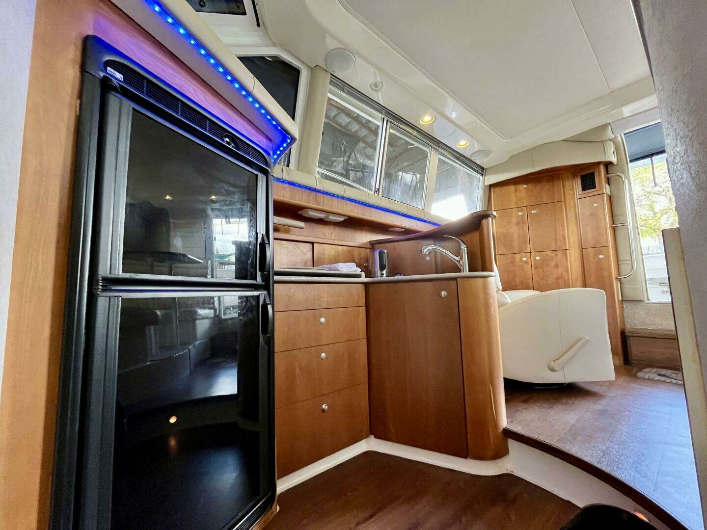 GALYA 36ft Silverton Yacht For Sale GALYA 36ft Silverton Yacht For Sale