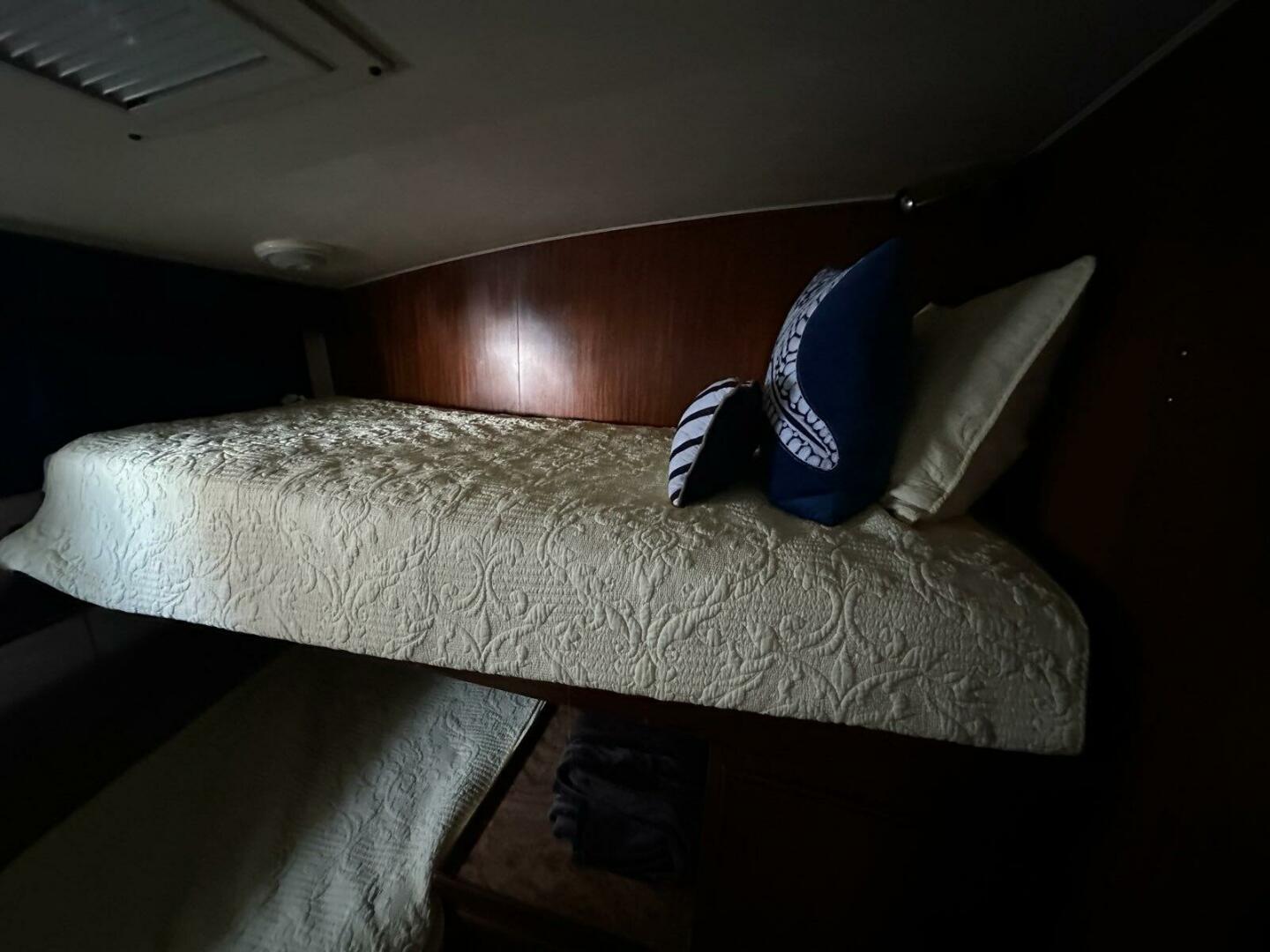 Summer Shack 48ft Hatteras Yacht For Sale