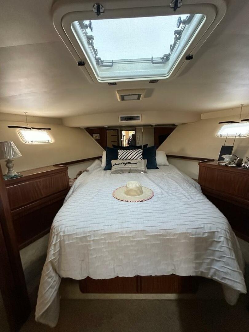 Summer Shack 48ft Hatteras Yacht For Sale