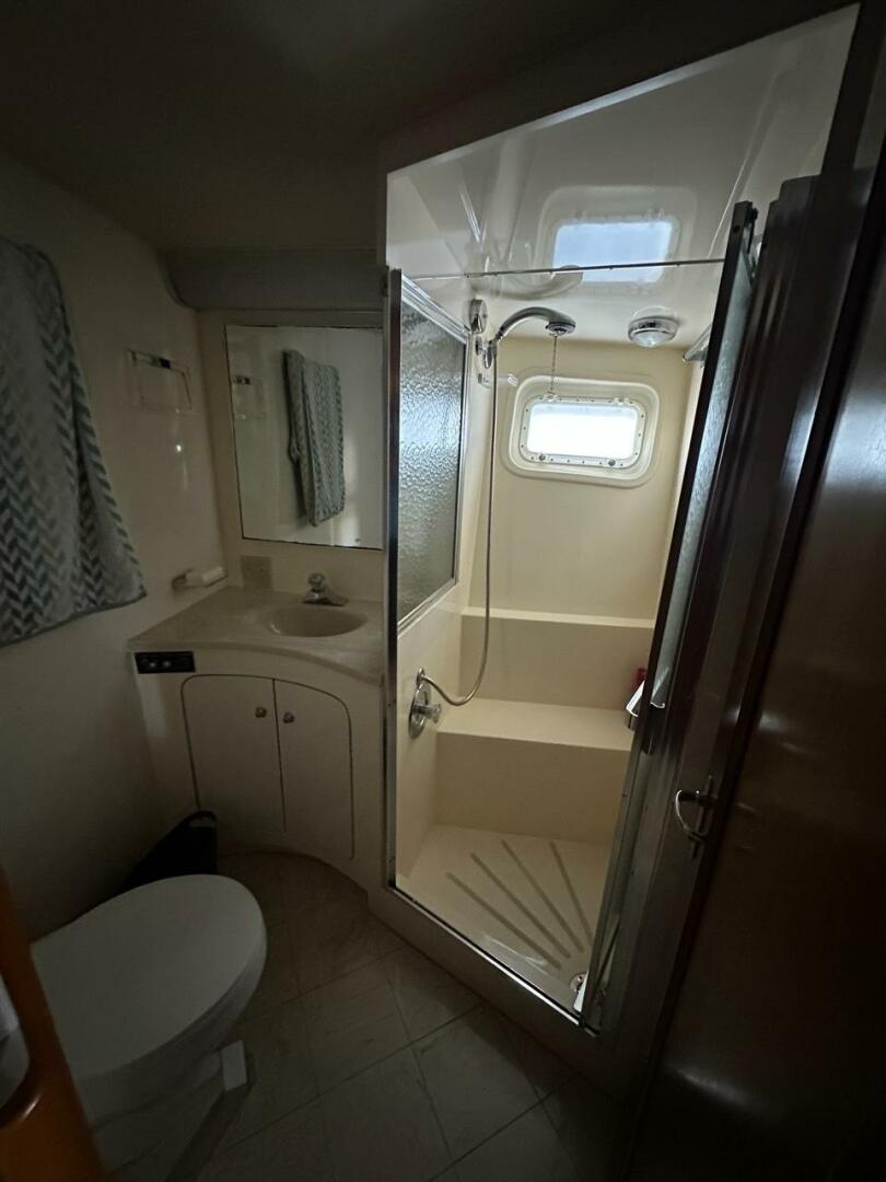Summer Shack 48ft Hatteras Yacht For Sale