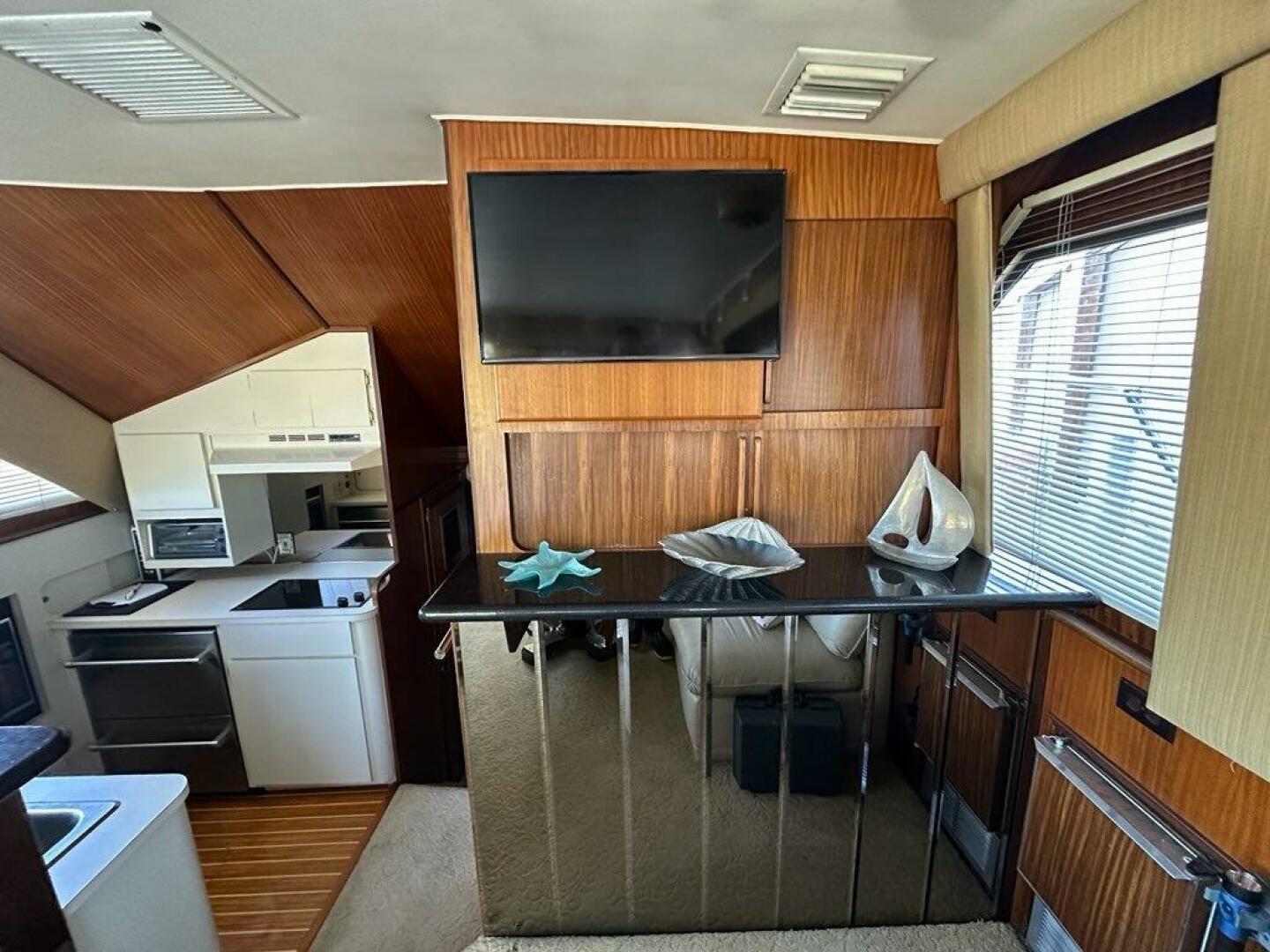 Summer Shack 48ft Hatteras Yacht For Sale