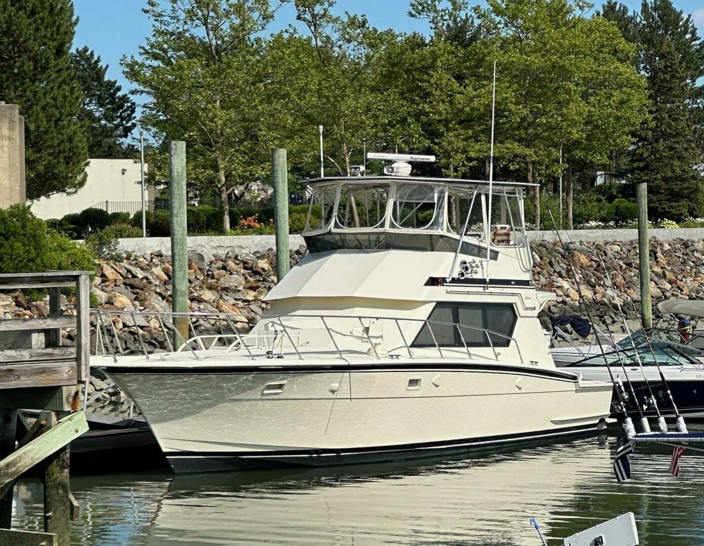 Summer Shack 48ft Hatteras Yacht For Sale