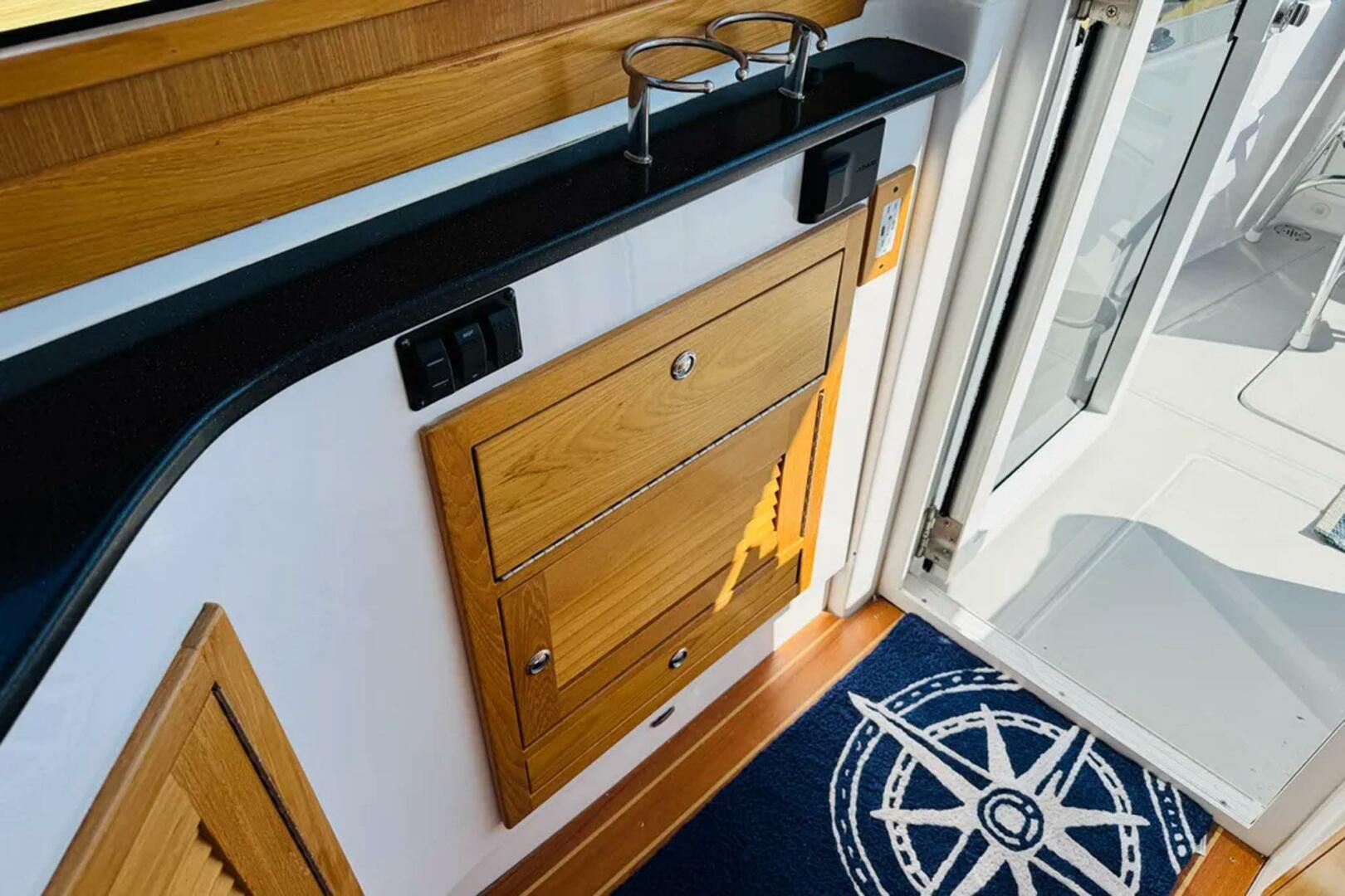 Forever Moor 34ft True North Yacht For Sale