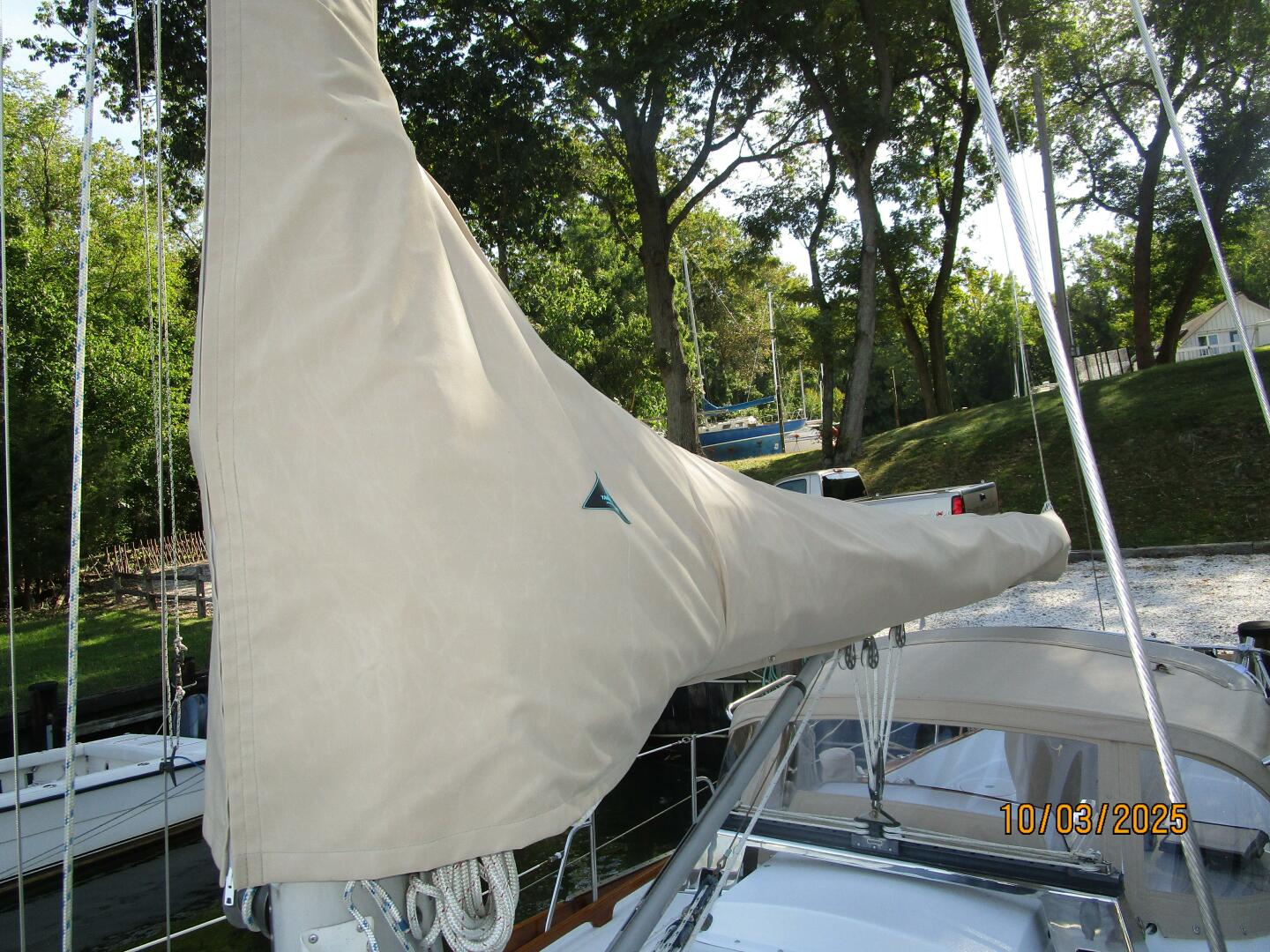 35' Bristol mainsail cover