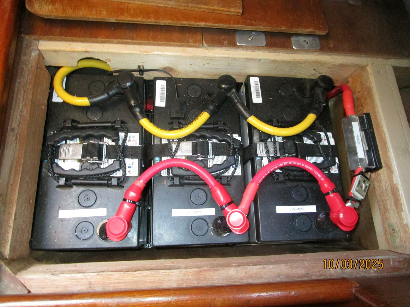35' Bristol house battery bank