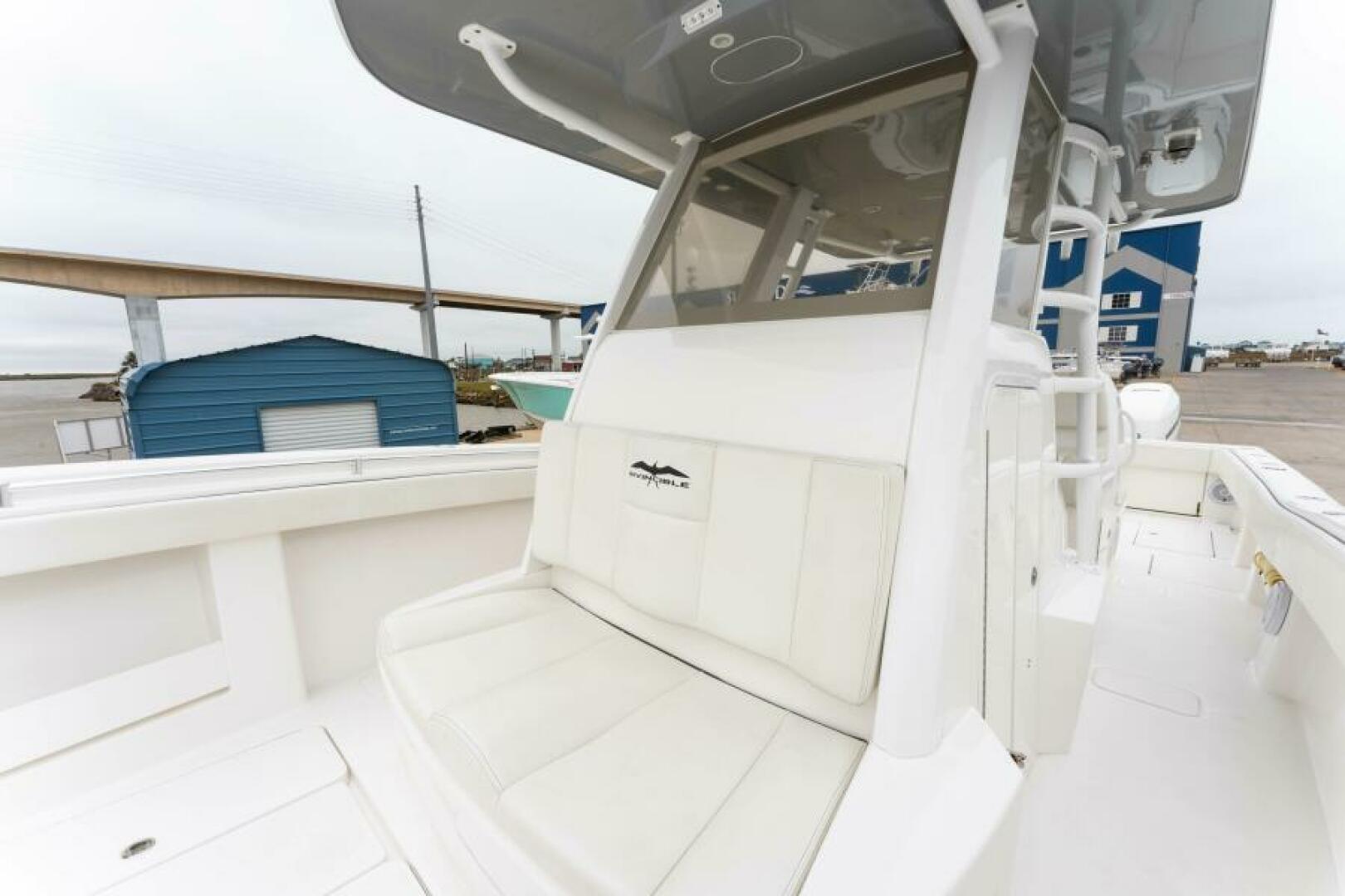 2019 Invincible 39 Open