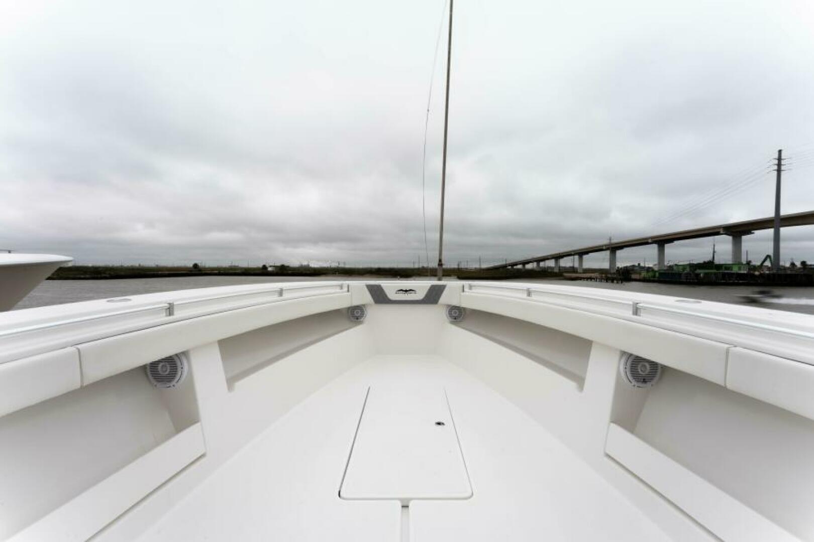 2019 Invincible 39 Open
