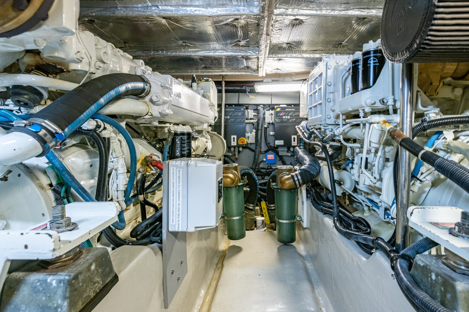 Sea Ray 480 Sedan Bridge — Why Knot - Photo 76