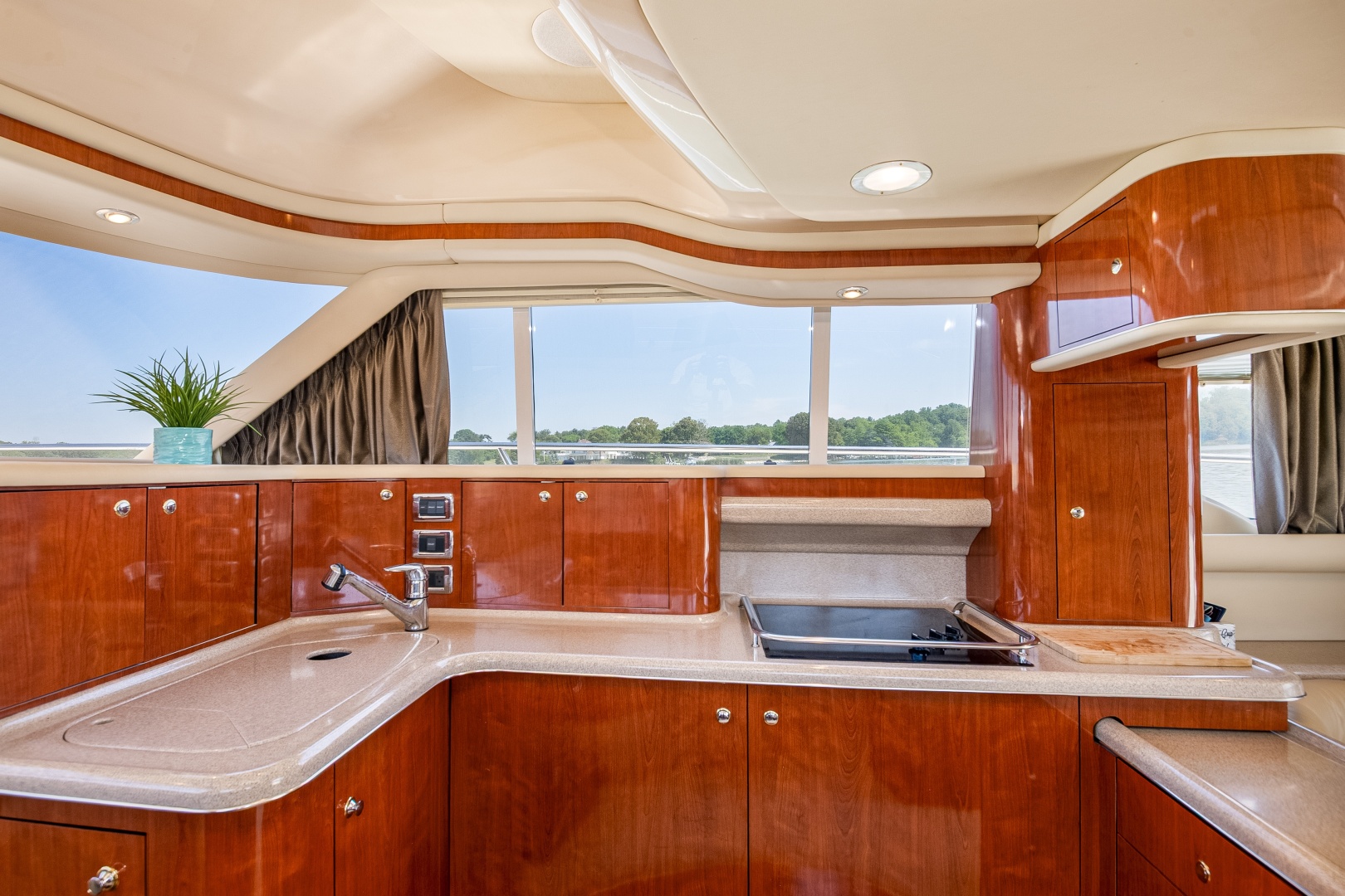 Sea Ray 480 Sedan Bridge — Why Knot - Photo 57