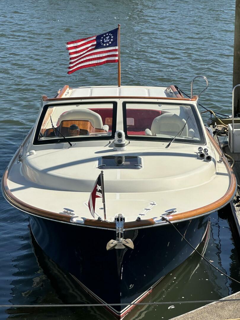 LIR 38ft Hinckley Yacht For Sale