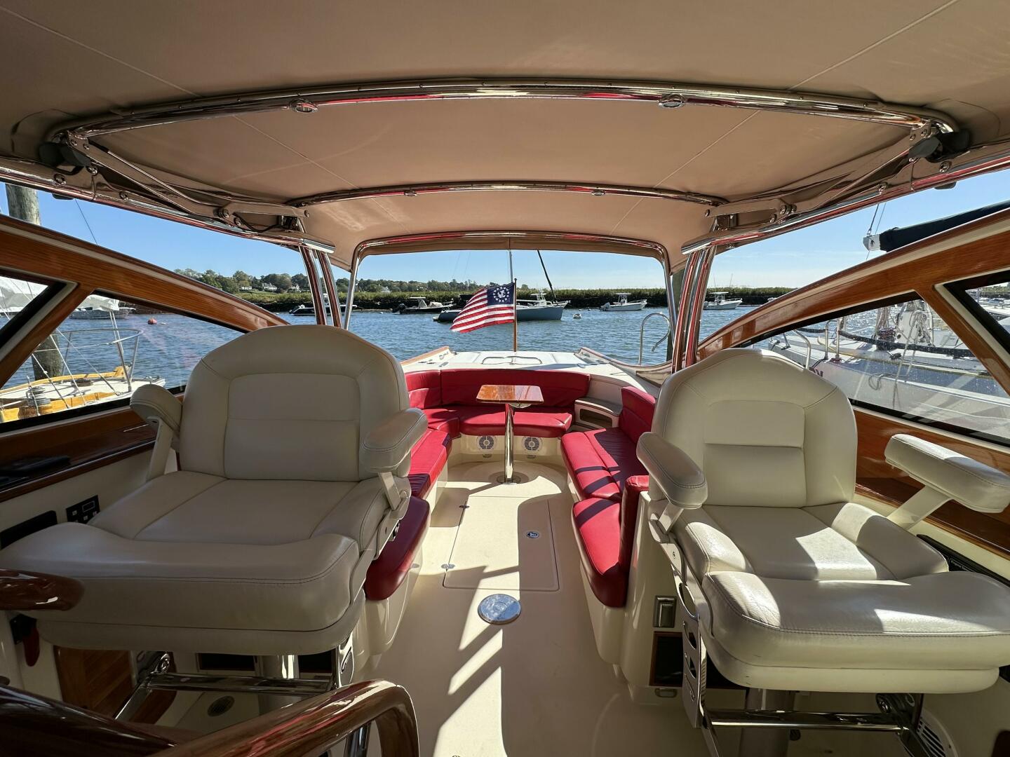 LIR 38ft Hinckley Yacht For Sale