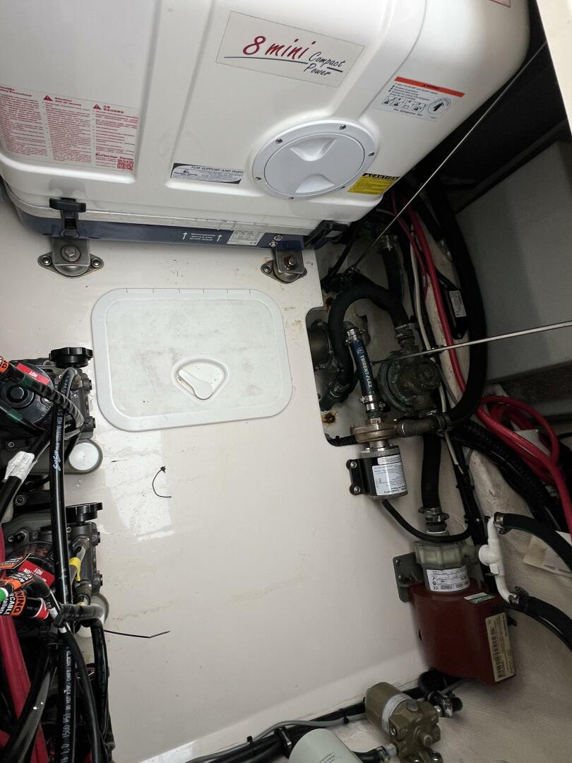BE CHUMMING 37ft Grady White Yacht For Sale