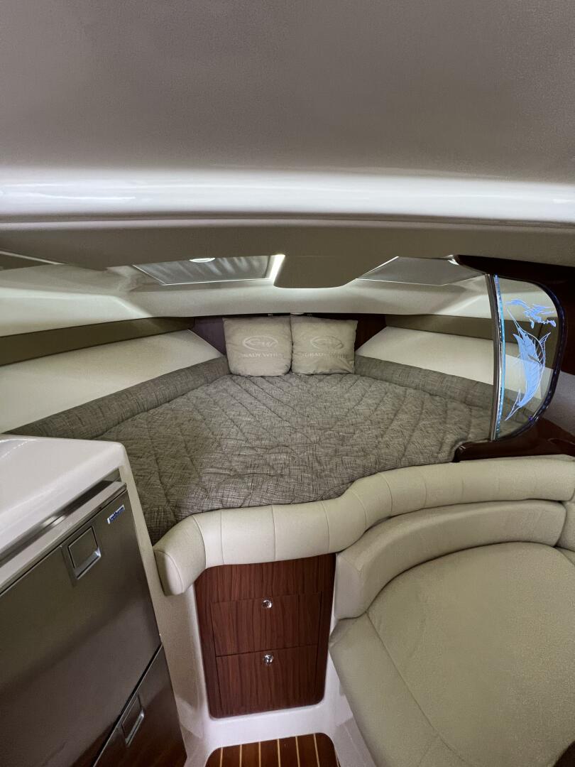 BE CHUMMING 37ft Grady White Yacht For Sale