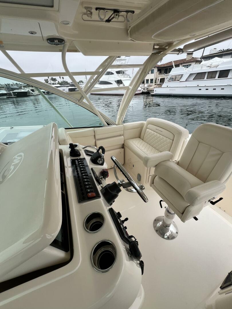 BE CHUMMING 37ft Grady White Yacht For Sale