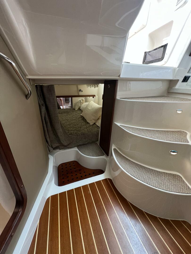 BE CHUMMING 37ft Grady White Yacht For Sale