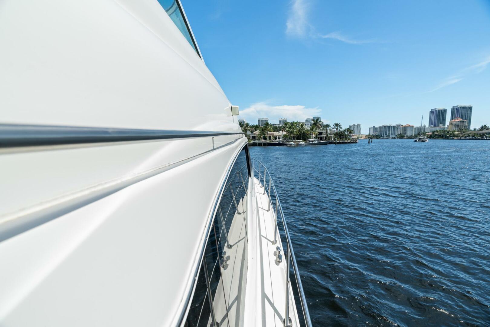 L ATTITUDE ADJUSTMENT 54ft Sea Ray Yacht For Sale