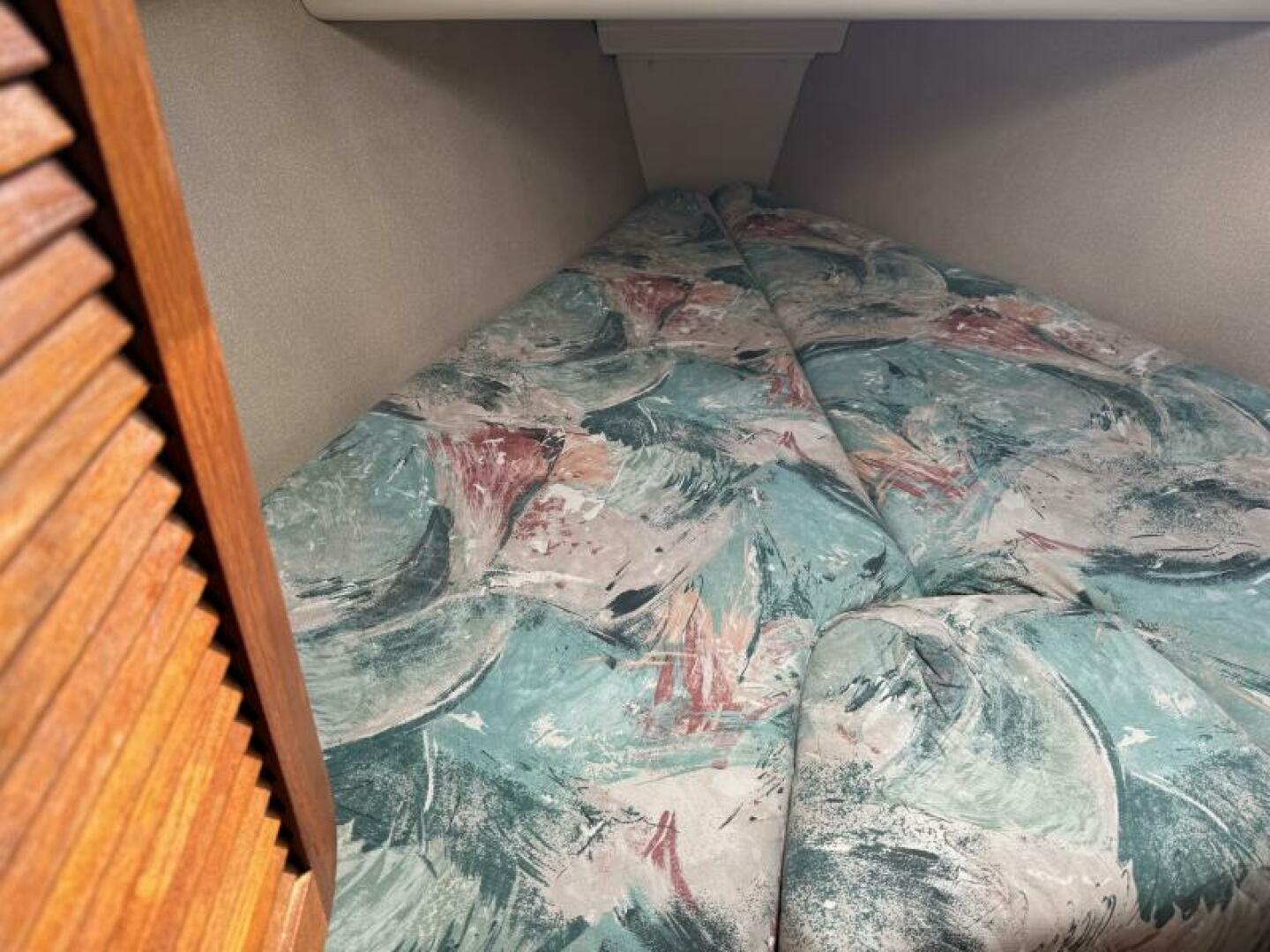 Gingerly 33ft Hunter Yacht For Sale