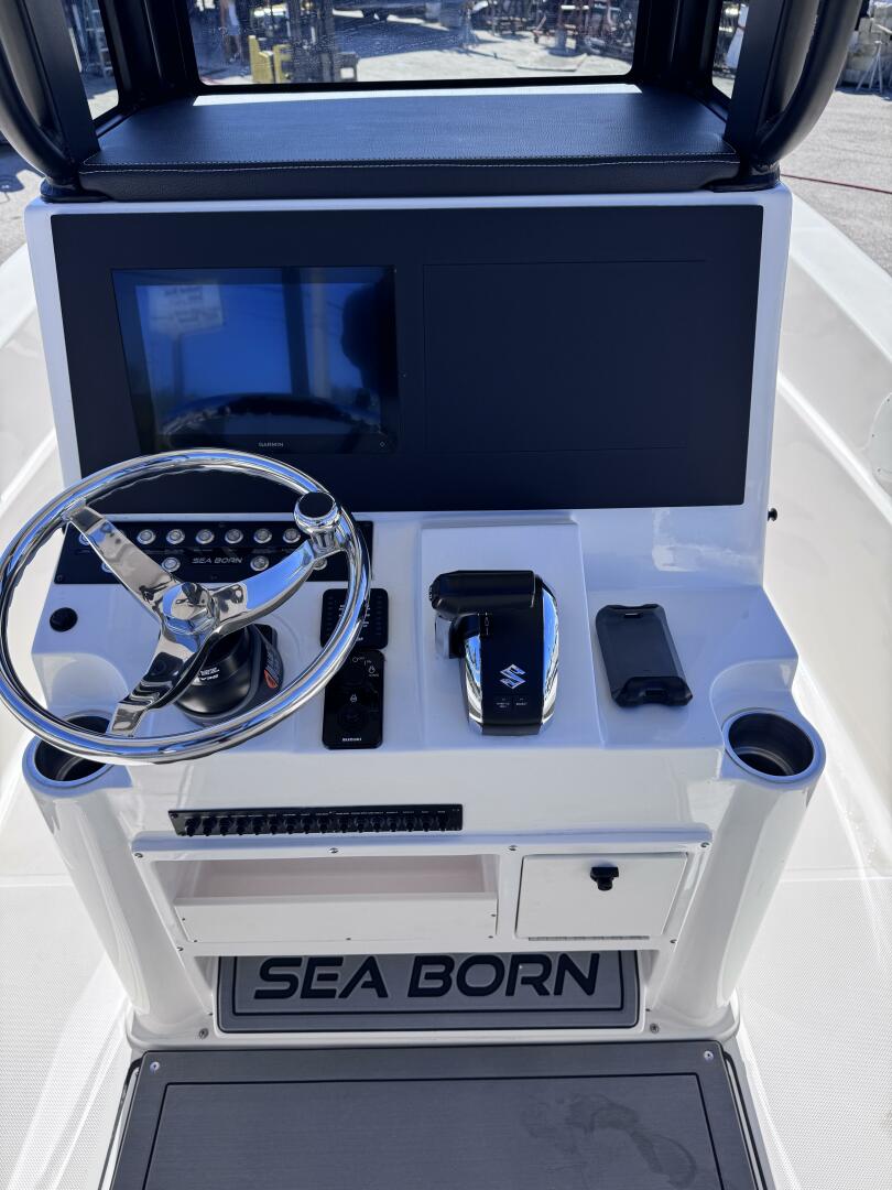 26ft Sea Born Yacht For Sale
