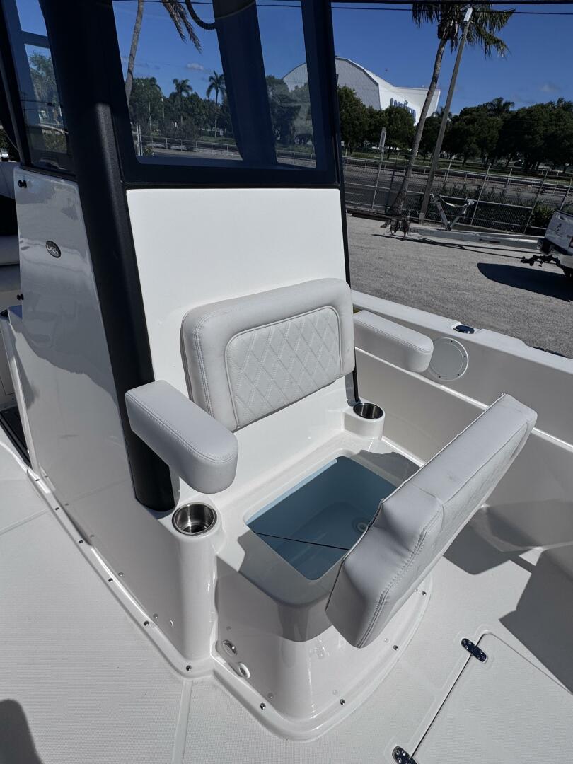 26ft Sea Born Yacht For Sale