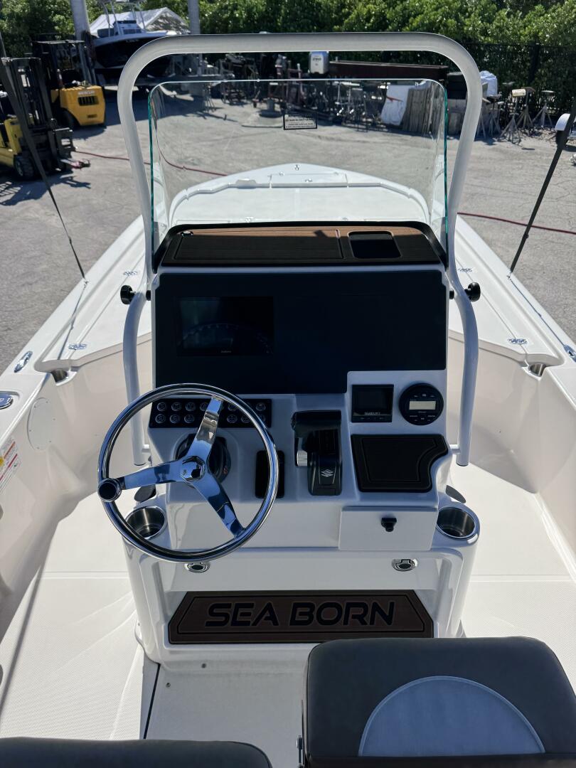 22ft Sea Born Yacht For Sale