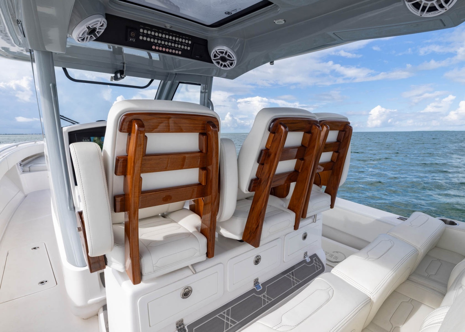 2024 BlackWater 43 Sportfish