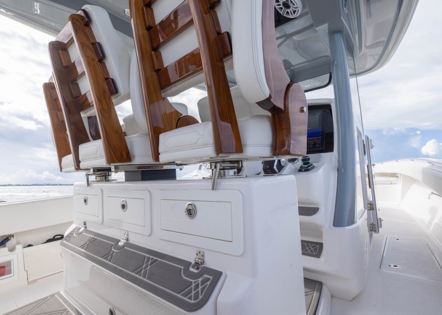 2024 BlackWater 43 Sportfish