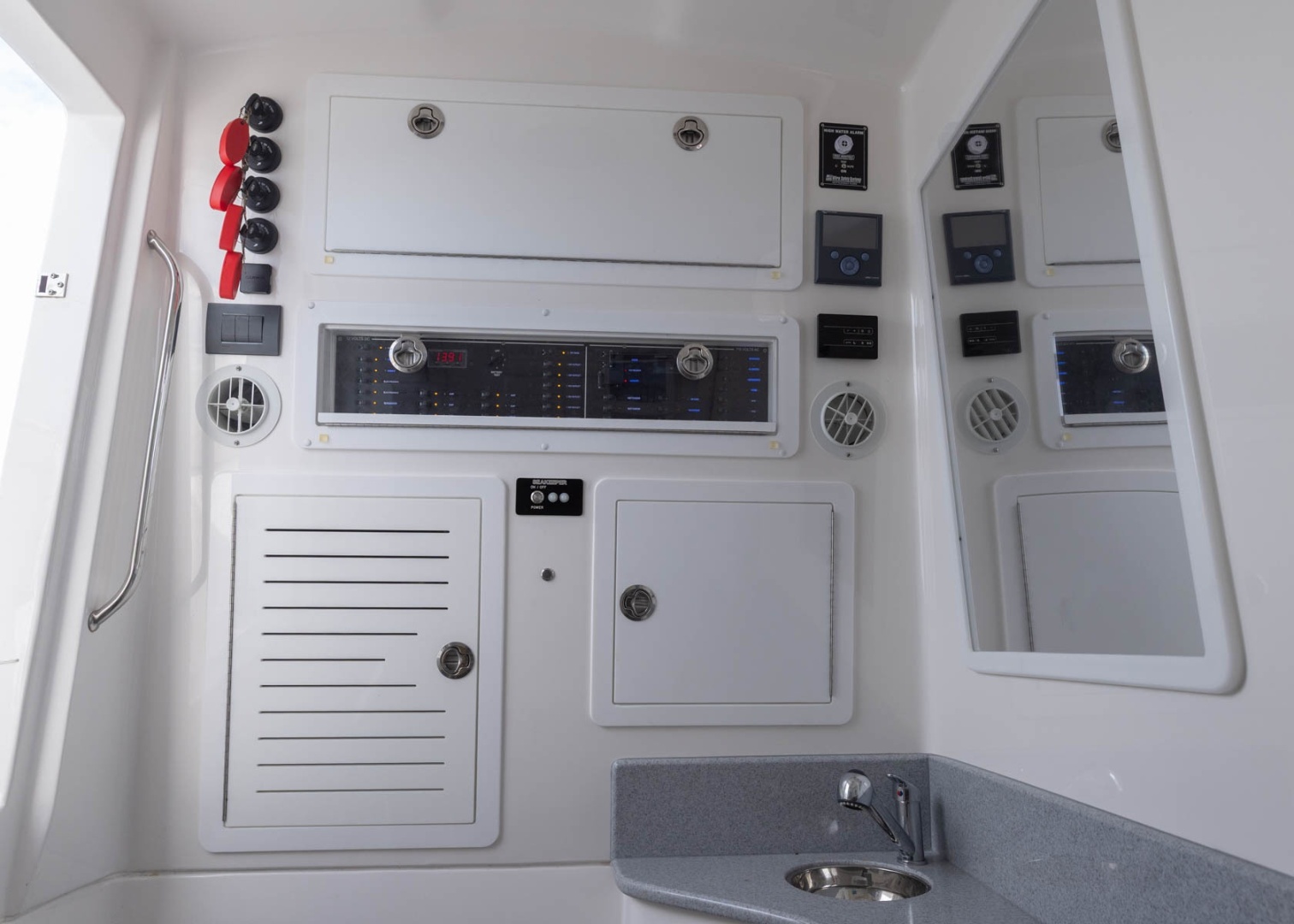 Big B 43ft BlackWater Yacht For Sale