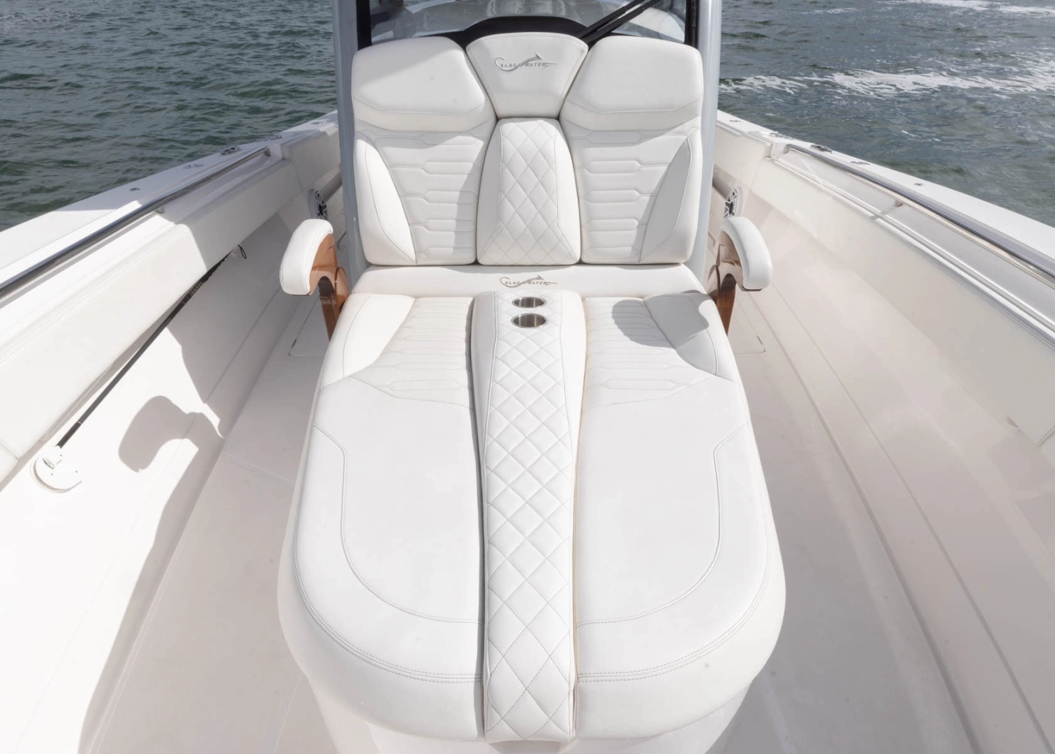 BlackWater 43 Sportfish Yacht For Sale