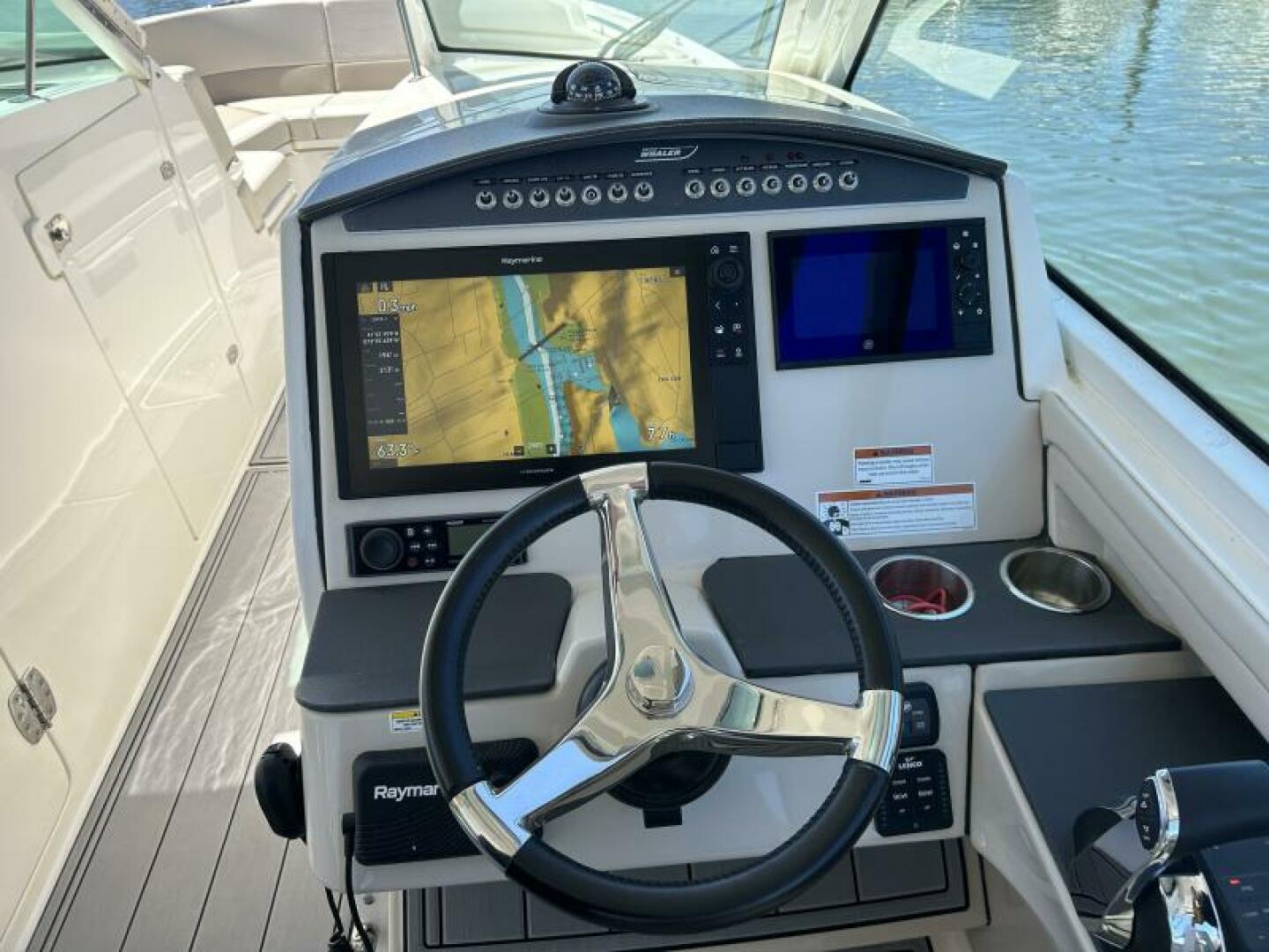 32ft Boston Whaler Yacht For Sale