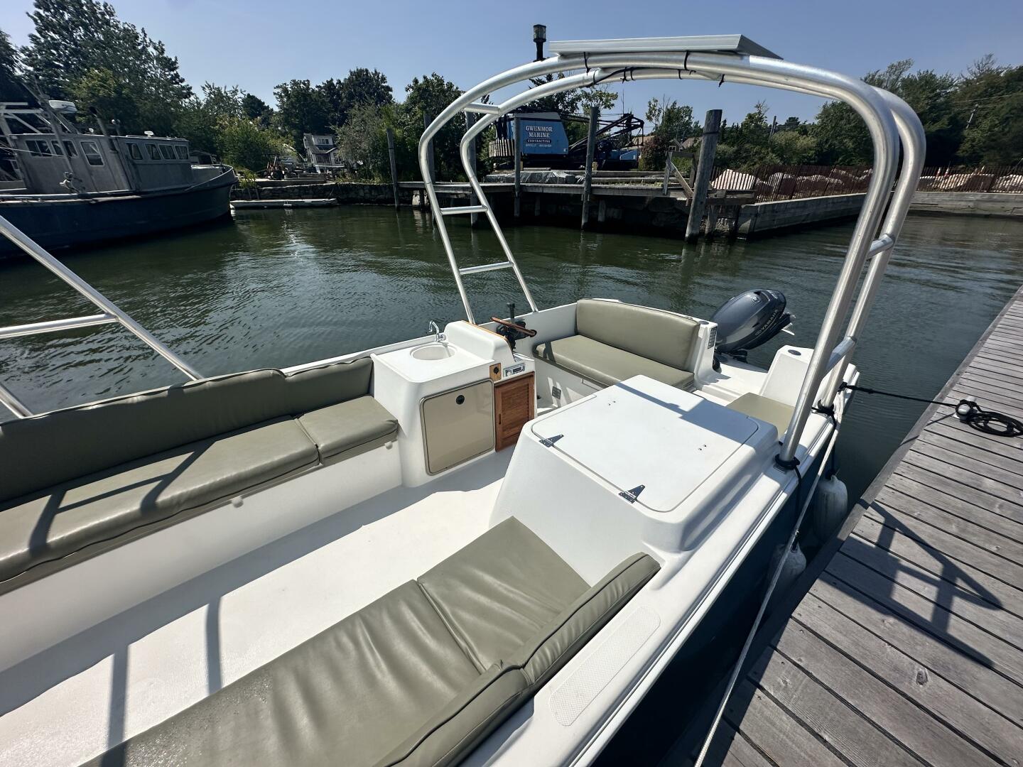 VISION 2 24ft Custom Yacht For Sale