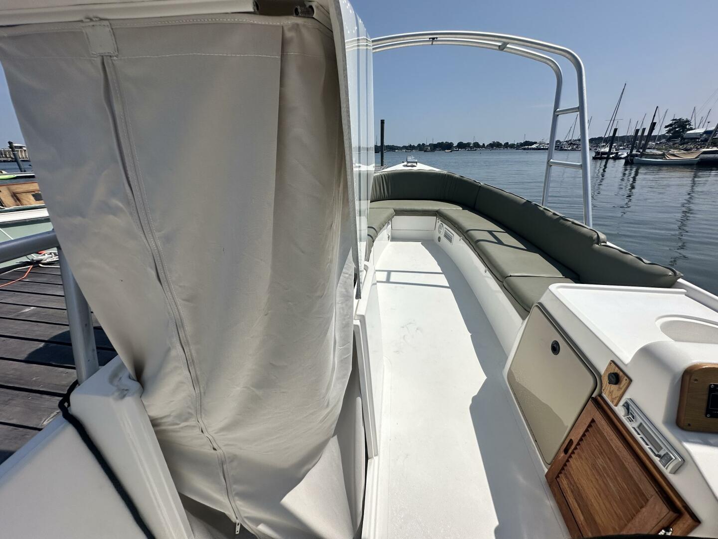 VISION 2 24ft Custom Yacht For Sale