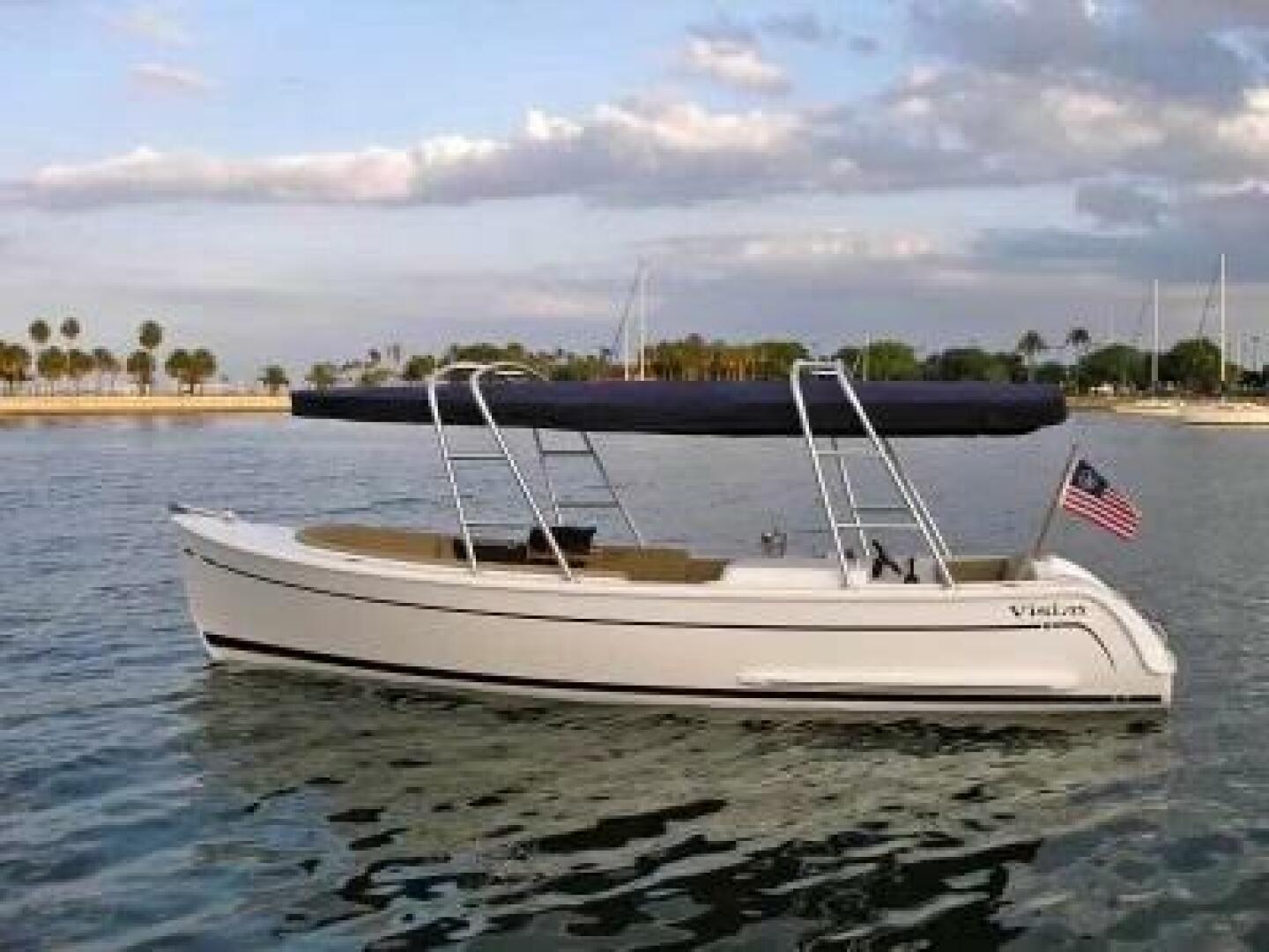 VISION 2 24ft Custom Yacht For Sale