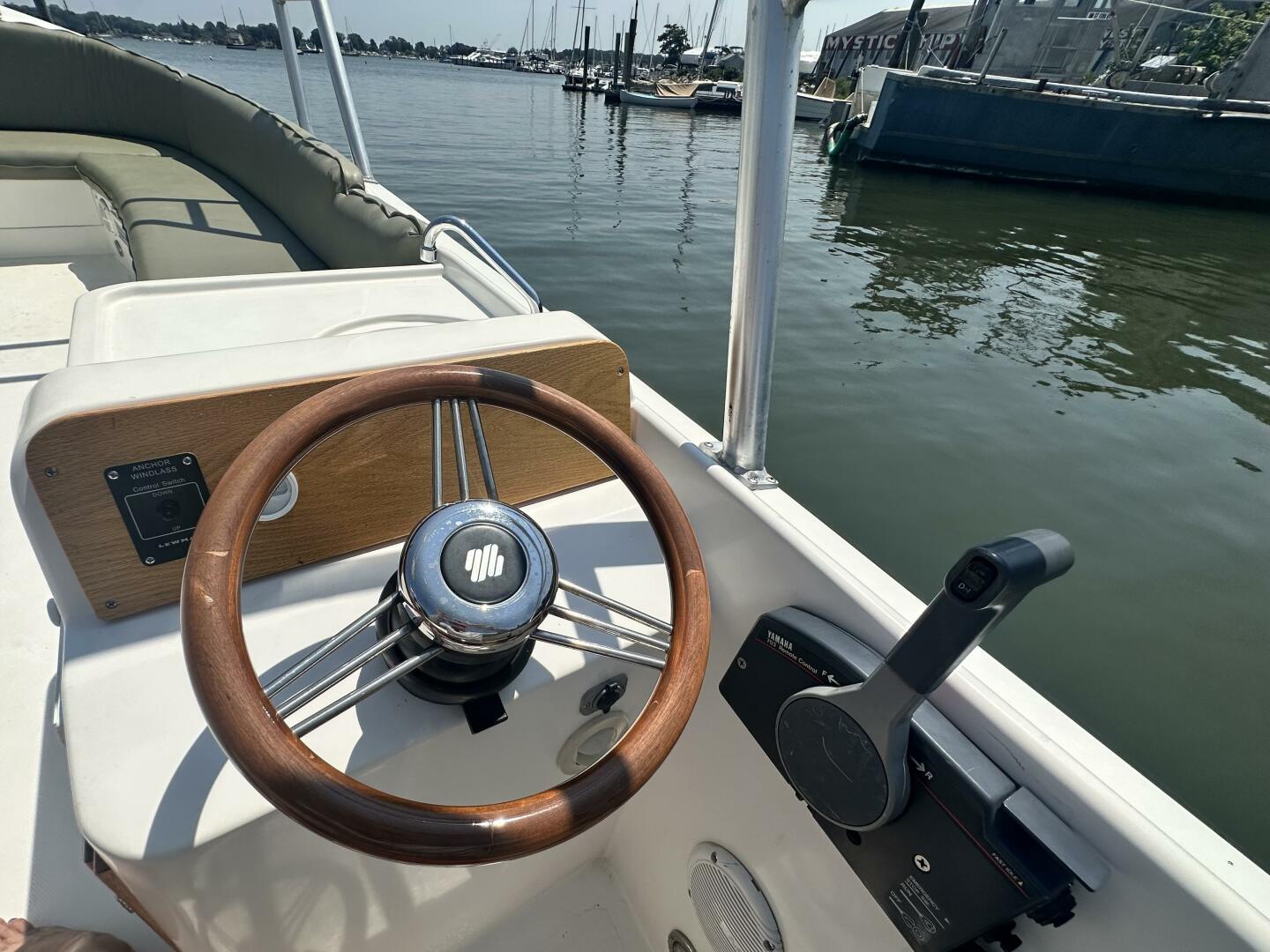 VISION 2 24ft Custom Yacht For Sale