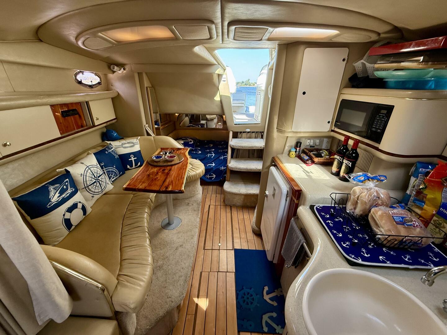 33ft Sea Ray Yacht For Sale