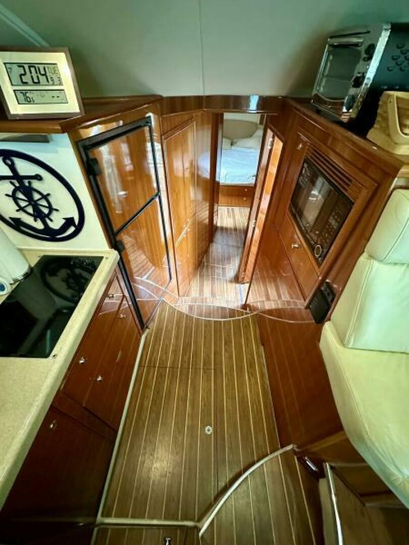 Golden Rule 42ft Riviera Yacht For Sale
