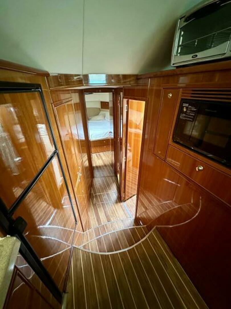 Golden Rule 42ft Riviera Yacht For Sale