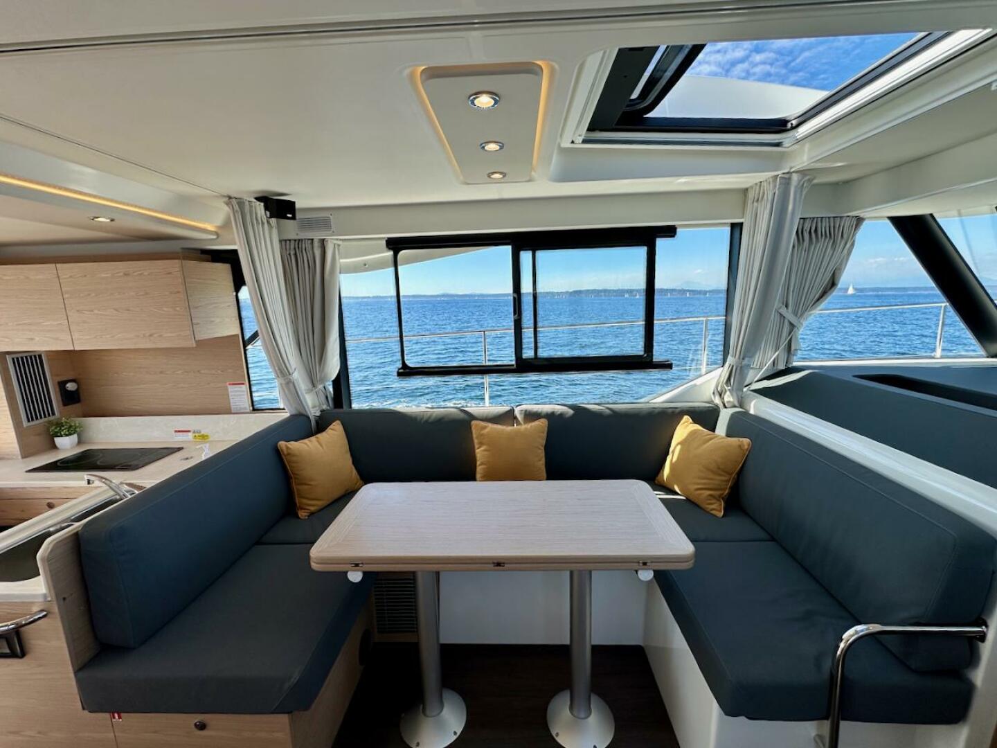 Fret Knot 41ft Beneteau Yacht For Sale