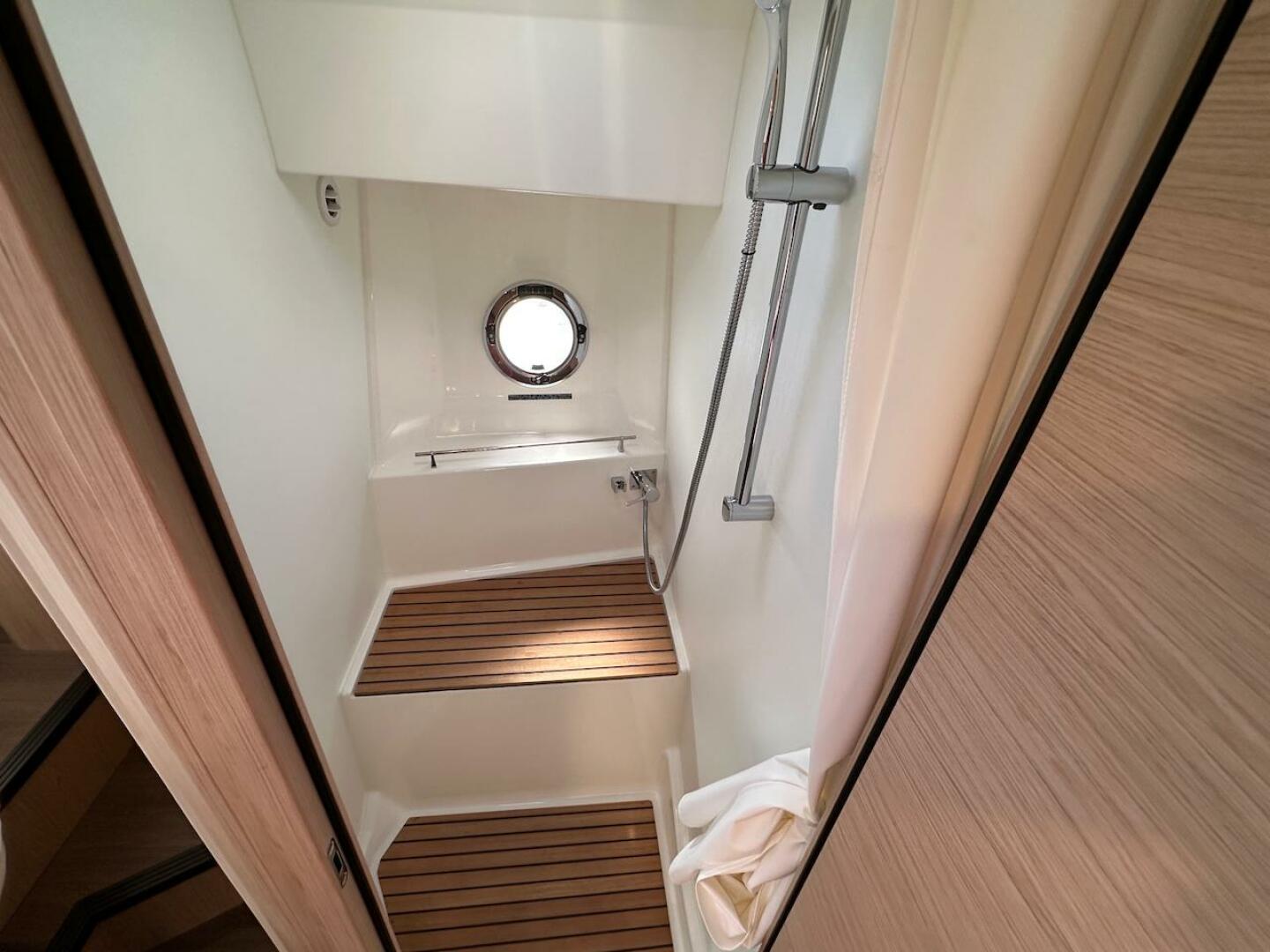 Fret Knot 41ft Beneteau Yacht For Sale