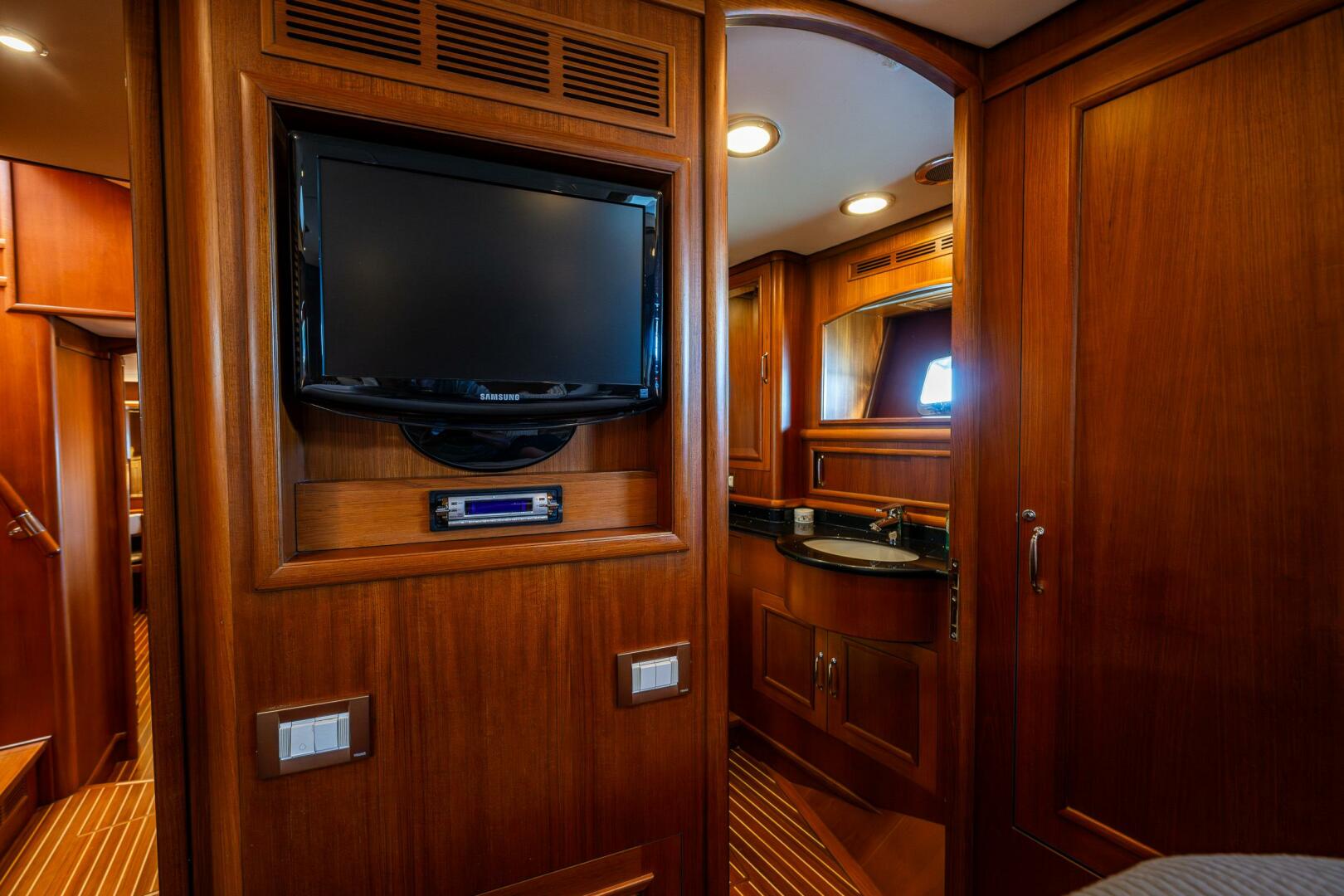 GRAND FINALE 59ft Grand Banks Yacht For Sale