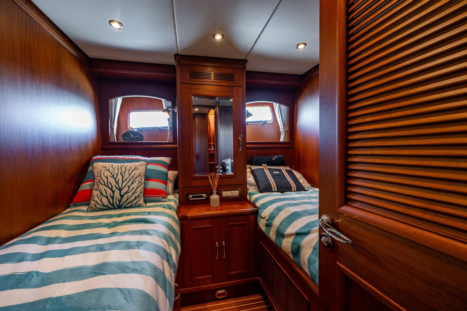 GRAND FINALE 59ft Grand Banks Yacht For Sale