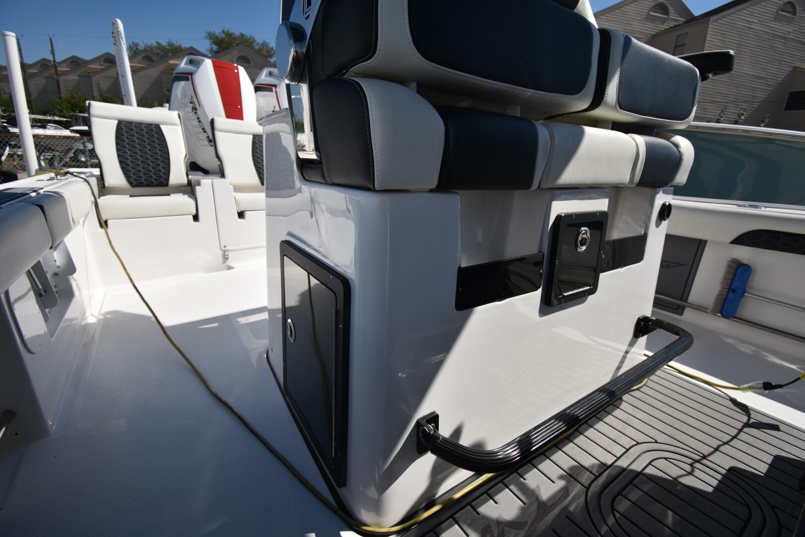 2024 Tidewater 3100 Carolina Bay 