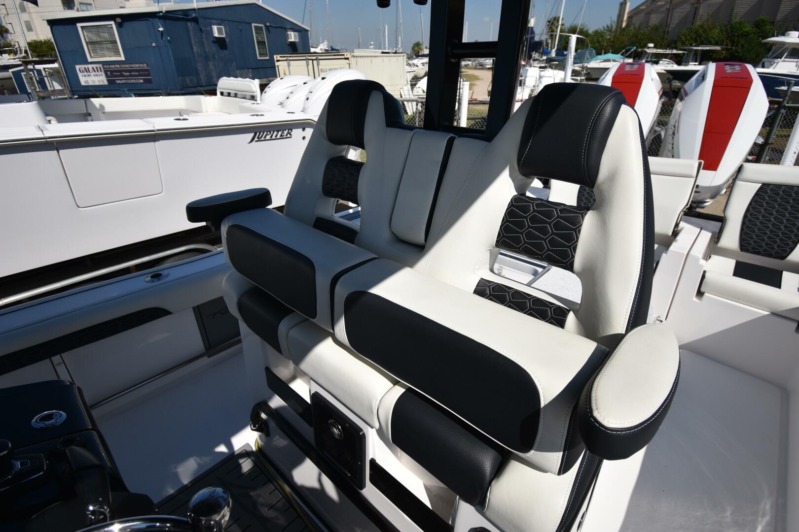 2024 Tidewater 3100 Carolina Bay 